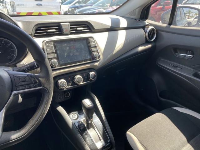 2020 Nissan Versa SV Xtronic CVT