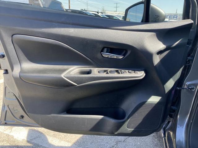 2020 Nissan Versa SV Xtronic CVT