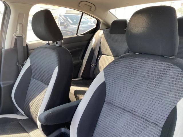 2020 Nissan Versa SV Xtronic CVT