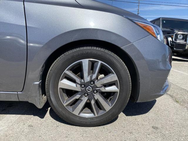2020 Nissan Versa SV Xtronic CVT