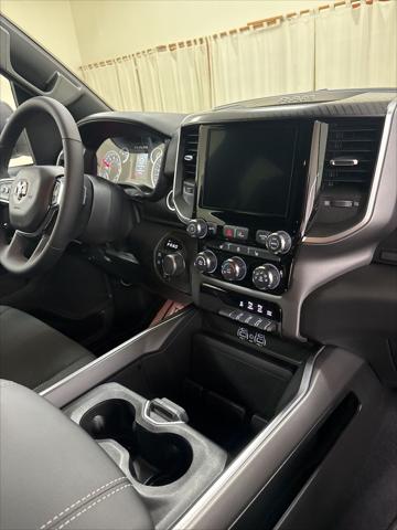 2026 Ram 1500 Big Horn Crew Cab 4x4 5'7" Box