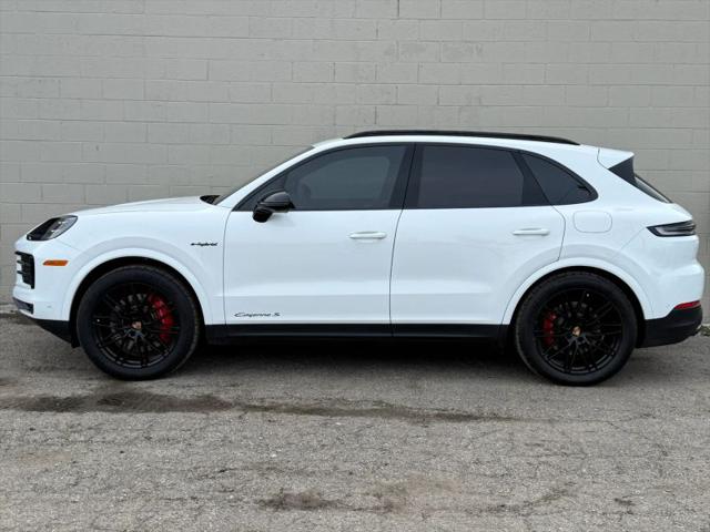 2025 Porsche Cayenne E-Hybrid S
