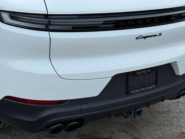 2025 Porsche Cayenne E-Hybrid S
