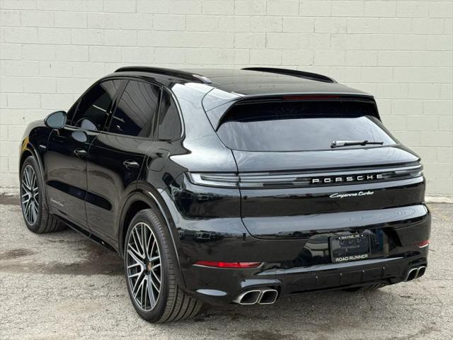 2024 Porsche Cayenne E-Hybrid Turbo