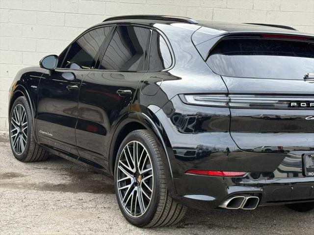 2024 Porsche Cayenne E-Hybrid Turbo