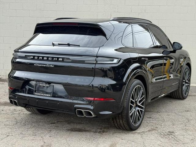 2024 Porsche Cayenne E-Hybrid Turbo