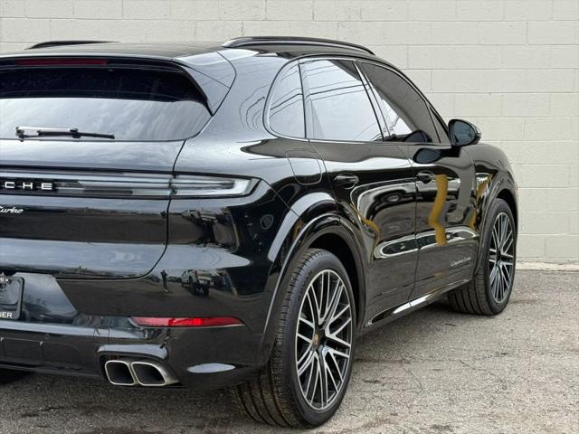 2024 Porsche Cayenne E-Hybrid Turbo