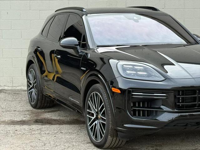 2024 Porsche Cayenne E-Hybrid Turbo