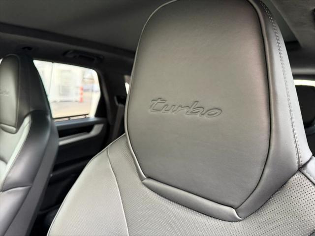 2024 Porsche Cayenne E-Hybrid Turbo