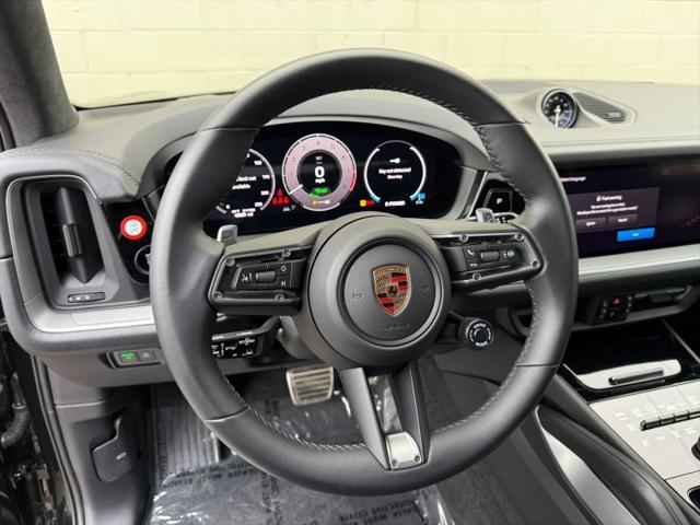 2024 Porsche Cayenne E-Hybrid Turbo