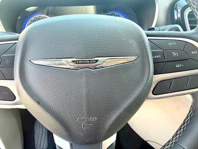 2023 Chrysler Voyager LX