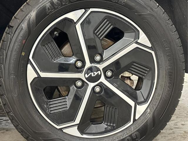 2023 Kia Niro EX
