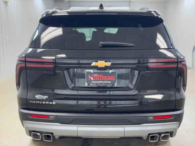 2026 Chevrolet Traverse FWD LT