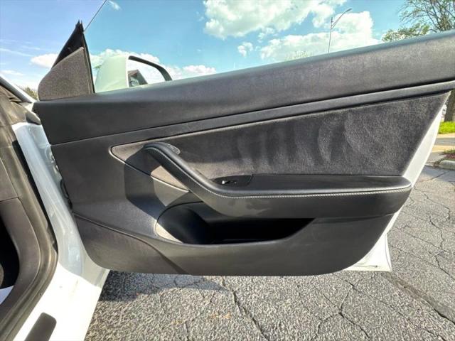 2020 Tesla Model 3 Standard Range Rear-Wheel Drive