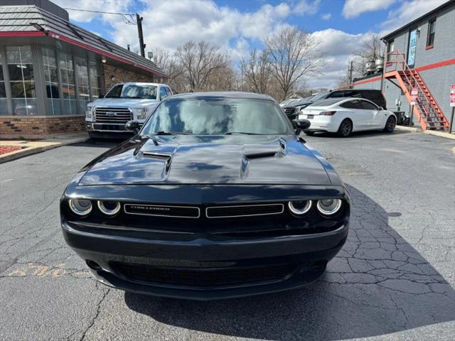 2016 Dodge Challenger SXT