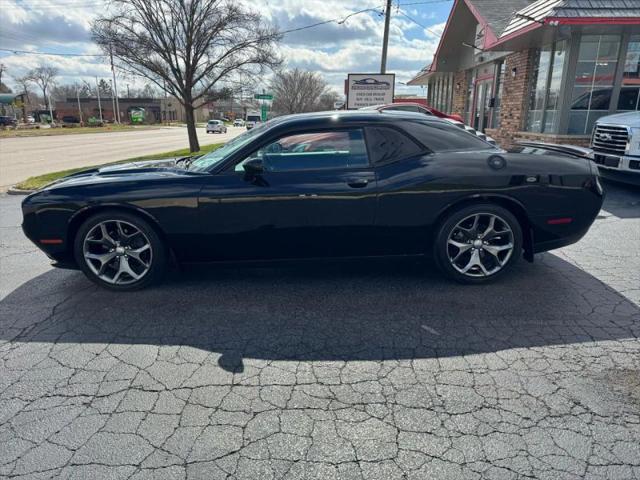2016 Dodge Challenger SXT