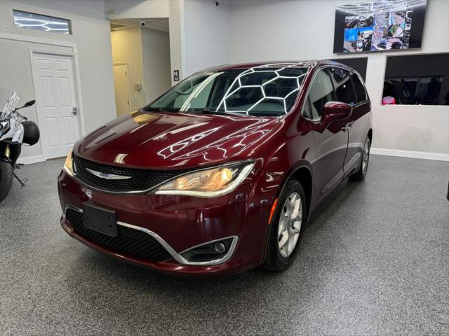 2020 Chrysler Pacifica Touring