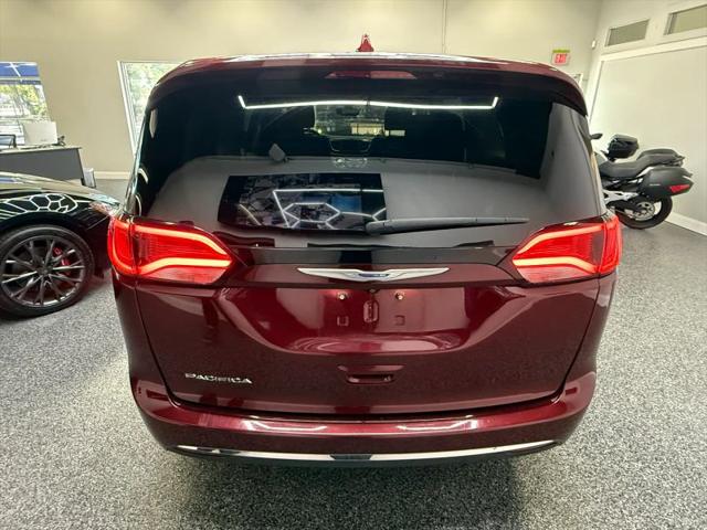 2020 Chrysler Pacifica Touring