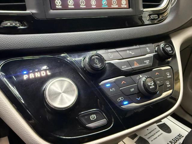 2020 Chrysler Pacifica Touring