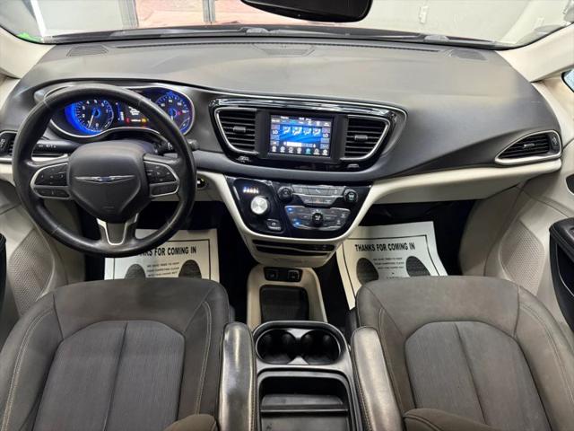 2020 Chrysler Pacifica Touring