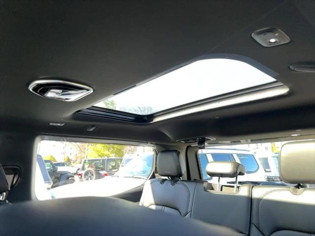 2026 Jeep Grand Wagoneer Upland 4x4