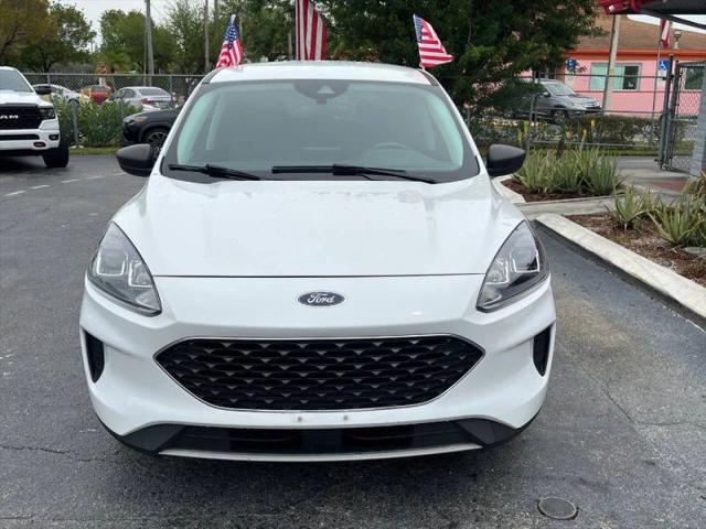 2022 Ford Escape SE Hybrid