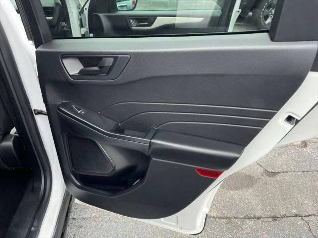 2022 Ford Escape SE Hybrid
