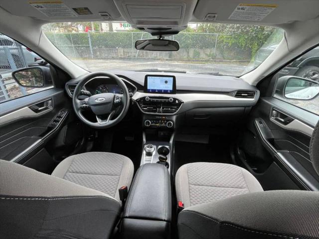 2022 Ford Escape SE Hybrid