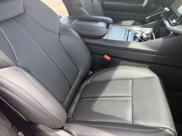 2026 Jeep Grand Wagoneer Upland 4x4