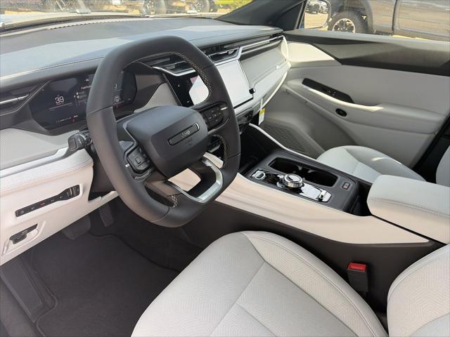 2026 Jeep Cherokee Laredo 4x4