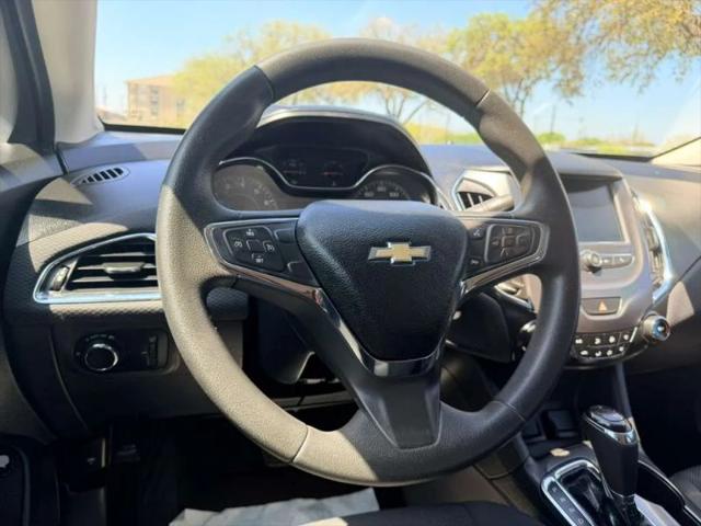 2017 Chevrolet Cruze LT Auto