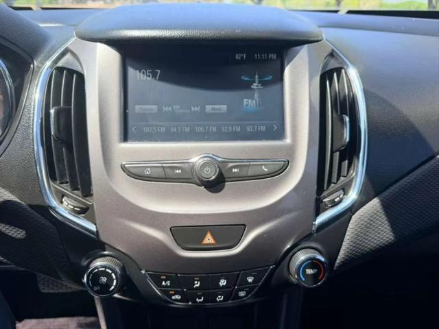 2017 Chevrolet Cruze LT Auto