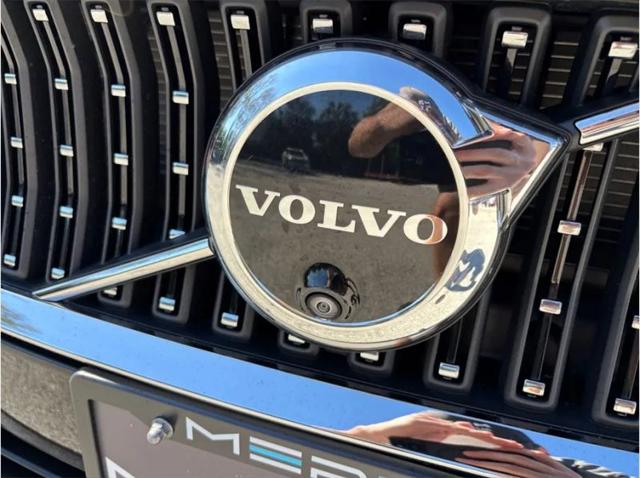 2024 Volvo V60 Cross Country B5 Ultimate