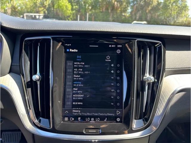 2024 Volvo V60 Cross Country B5 Ultimate
