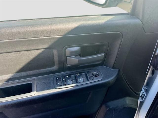 2022 Ram 1500 Classic Tradesman Crew Cab 4x2 5'7" Box