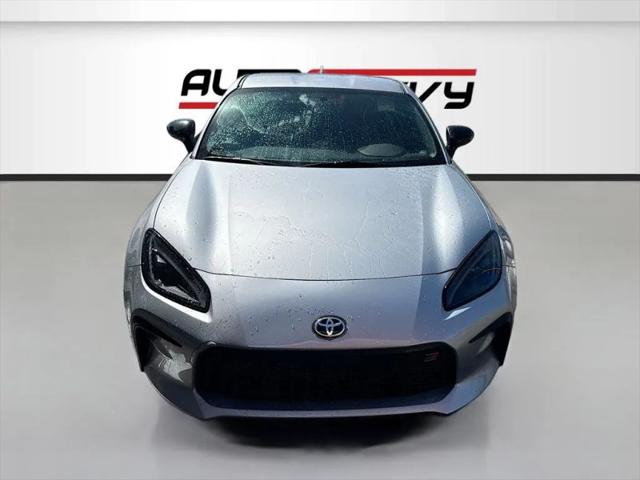 2025 Toyota GR86 Base