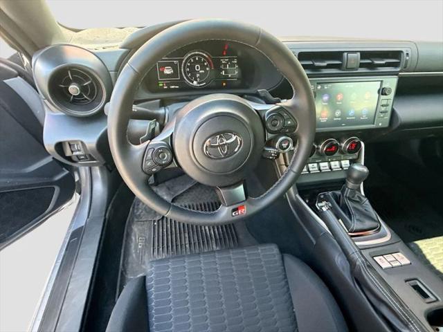 2025 Toyota GR86 Base