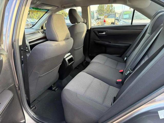 2017 Toyota Camry LE