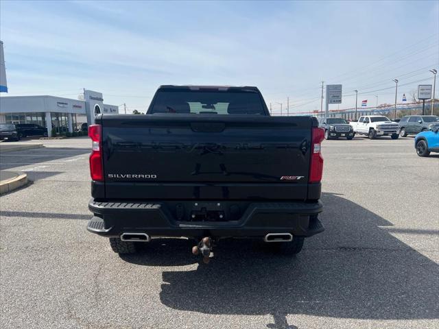 2020 Chevrolet Silverado 1500 4WD Crew Cab Standard Bed RST