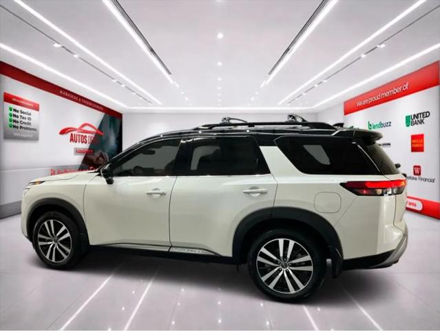2023 Nissan Pathfinder Platinum 4WD