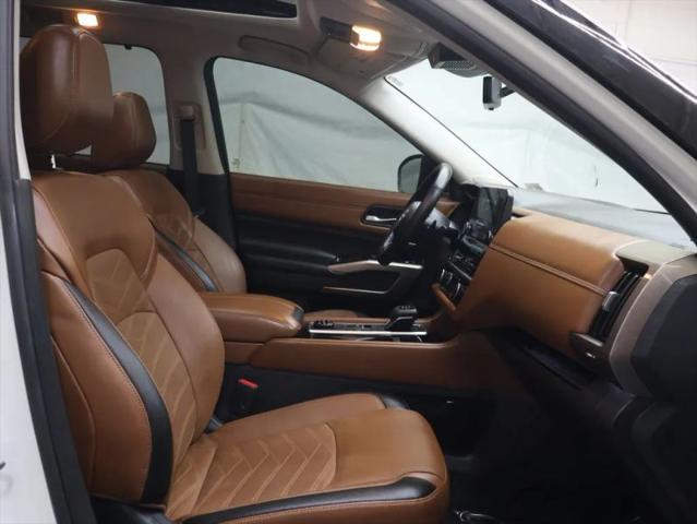 2023 Nissan Pathfinder Platinum 4WD