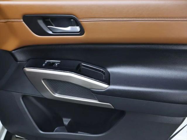 2023 Nissan Pathfinder Platinum 4WD