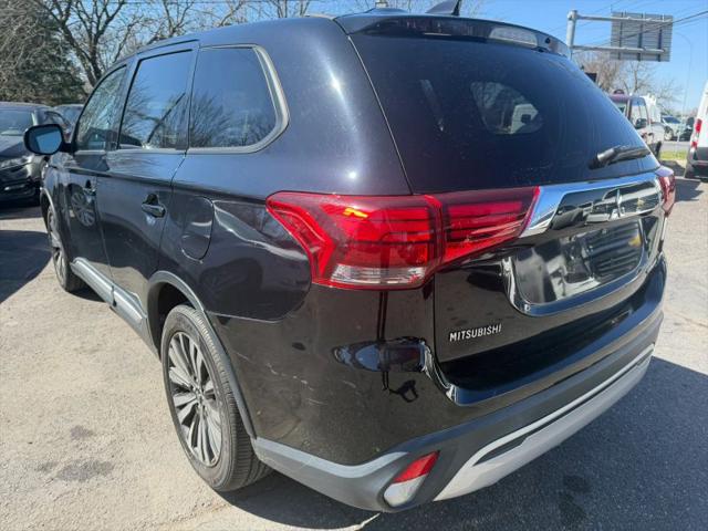 2019 Mitsubishi Outlander ES