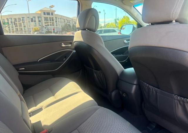2019 Hyundai Santa Fe XL SE