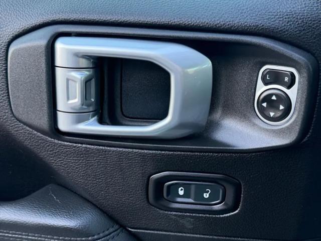 2020 Jeep Wrangler Unlimited Sahara Altitude