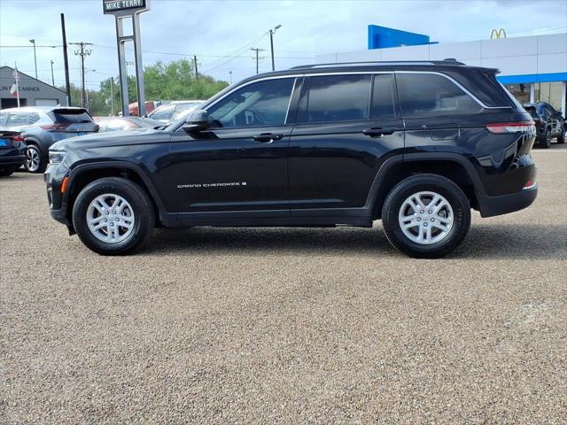 2024 Jeep Grand Cherokee Laredo 4x2