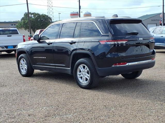 2024 Jeep Grand Cherokee Laredo 4x2