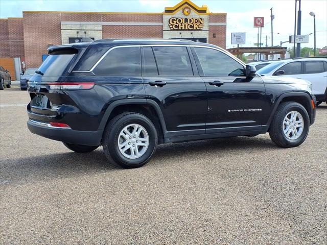 2024 Jeep Grand Cherokee Laredo 4x2