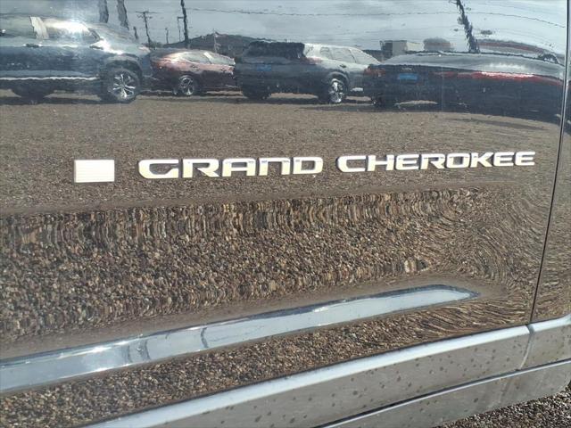 2024 Jeep Grand Cherokee Laredo 4x2