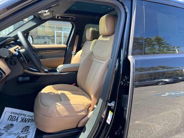 2026 Land Rover Range Rover Sport P360 SE